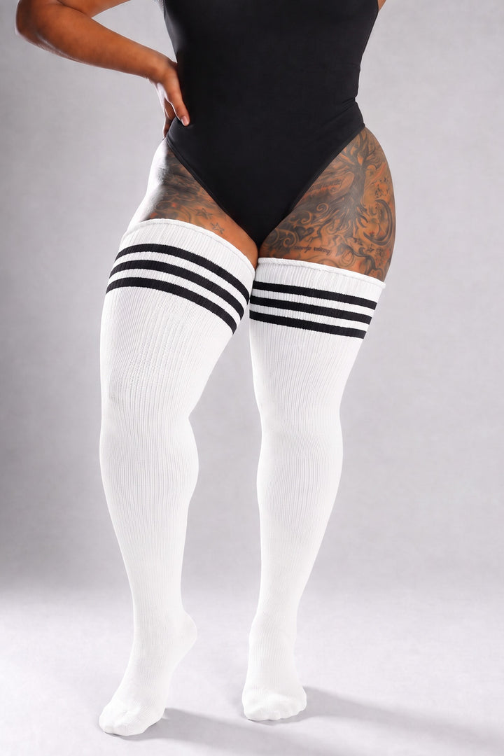 Plus size thigh high socks with multicolor horizontal stripes